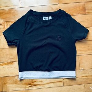 Adidas Black T-Shirt S